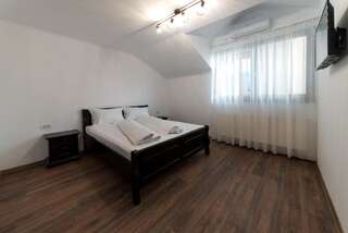Мотели Dr House Mioveni Двухместный номер с 1 кроватью и собственной ванной комнатой-4